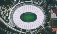 福建“闽超”决赛热度空前：泉州当地为决赛增开临时公交专线。